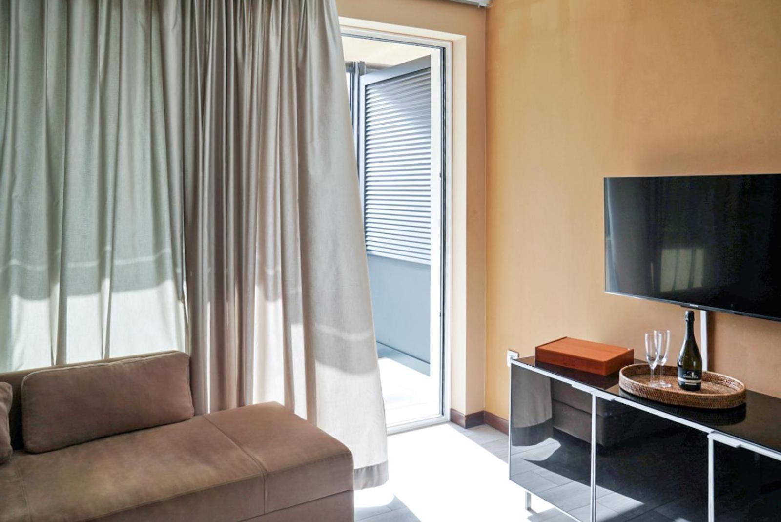 Kristal Paris Resort โนวาลยา ภายนอก รูปภาพ